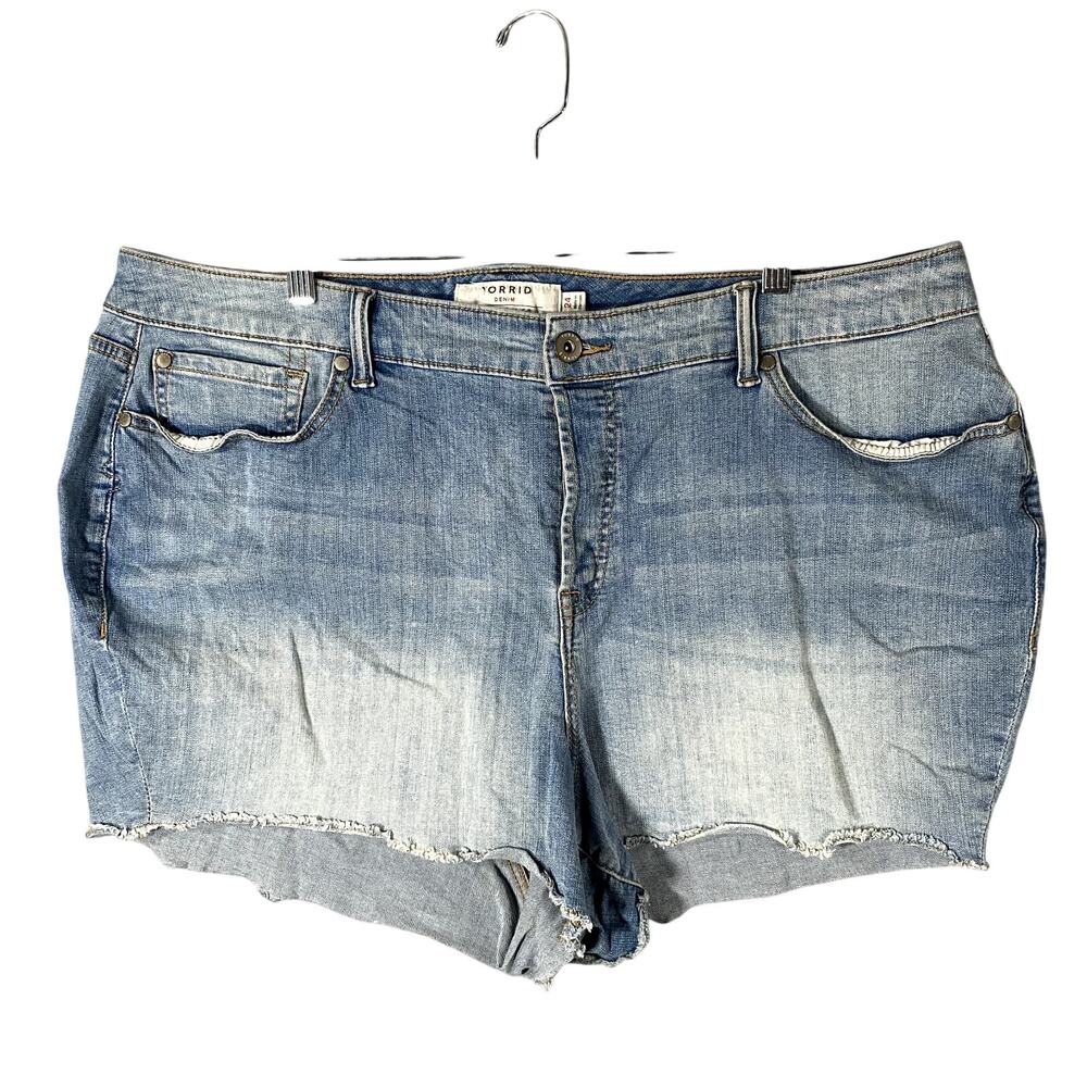 Torrid Light Wash Cut Off Raw Hem Blue Jeans Denim Shorts Womans Size 24